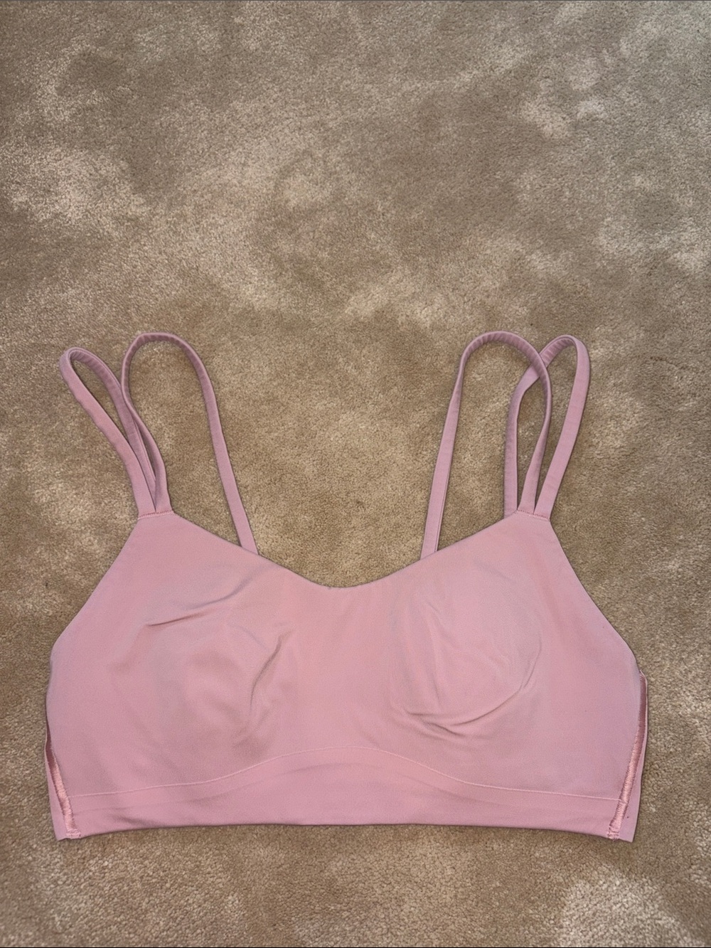 Lululemon like a cloud bra